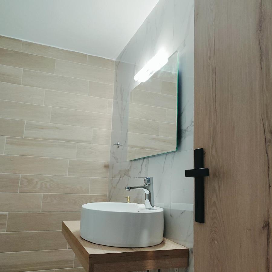 Unique By Perfect-Living Ιωάννινα Apartment Exterior foto