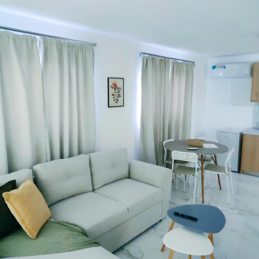 Unique By Perfect-Living Ιωάννινα Apartment Exterior foto